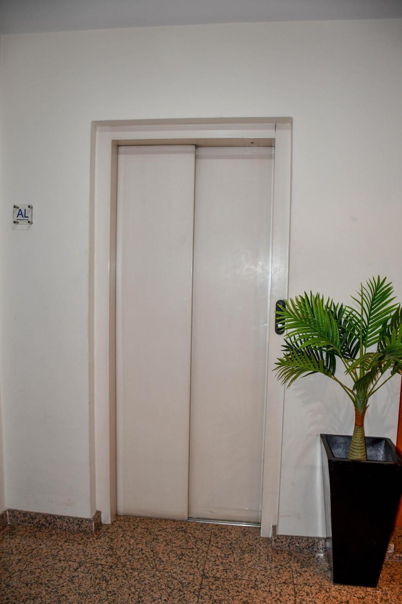 Tranquility Apartment คานีโซ ภายนอก รูปภาพ